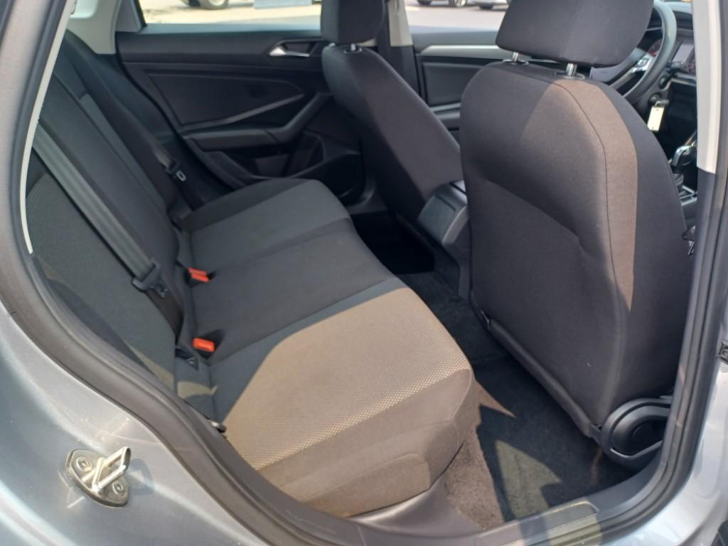 2019 jetta online back seat cover