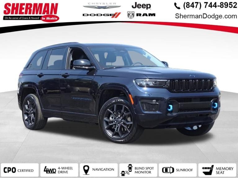 Used-2023-Jeep-Grand-Cherokee-