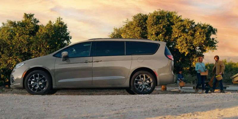 Used Chrysler Pacifica for Sale Skokie IL