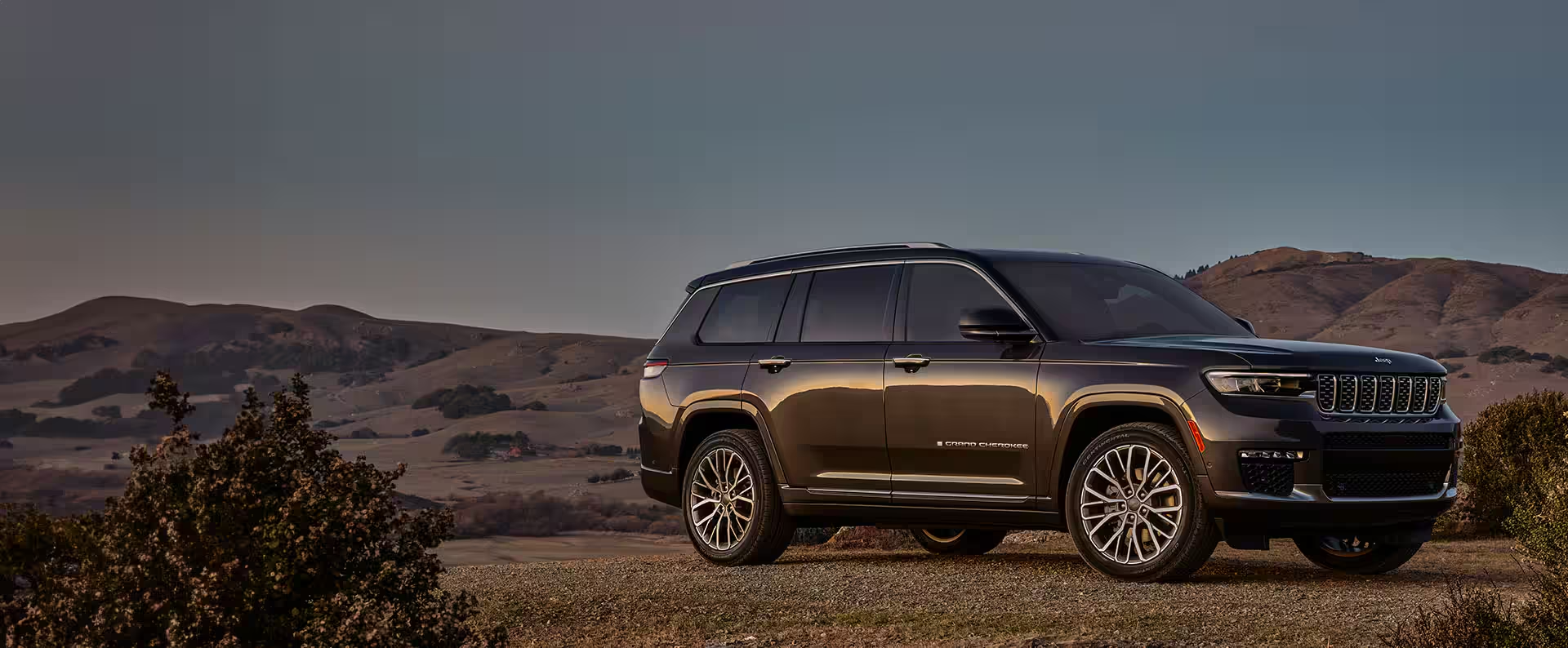 2024 Jeep Grand Cherokee L At Sherman Dodge Chrysler Jeep Ram of Skokie